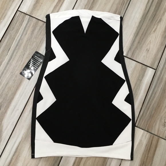 bebe Dresses & Skirts - ‼️PRICE DROP‼️ BeBe Strapless dress